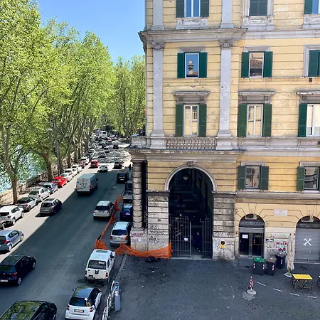 Trastevere Royal Trilussa Πανσιόν